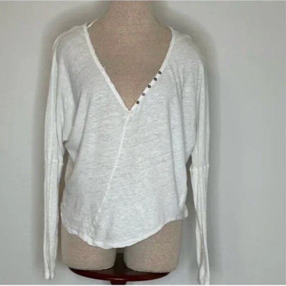 We the Free Boho White Linen Blend Asymmetrica Long Sleeve Top Size Medium - Picture 1 of 6